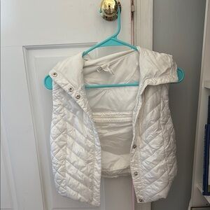 Lululemon Quilted Semi Cropped Vest